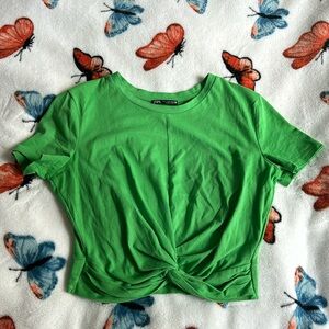 Zara shirt size M with scrunched bottom design NEVER WORN